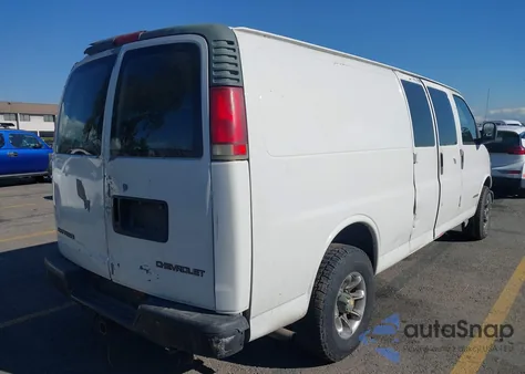 2001 Chevrolet Express z USA, uszkodzony, nr VIN 1GCHG39R811174251